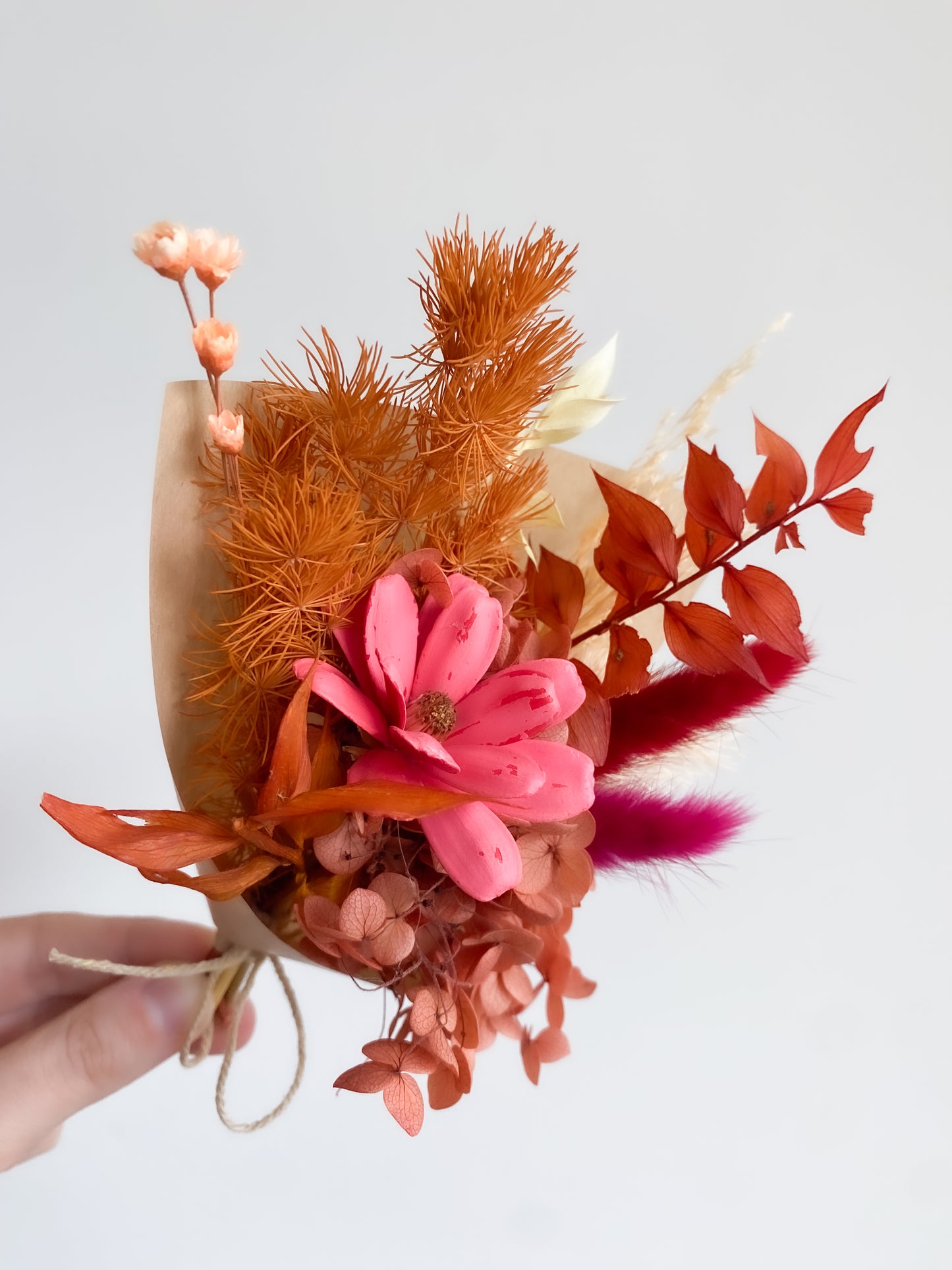 Dried mini posy - pink/autumnal