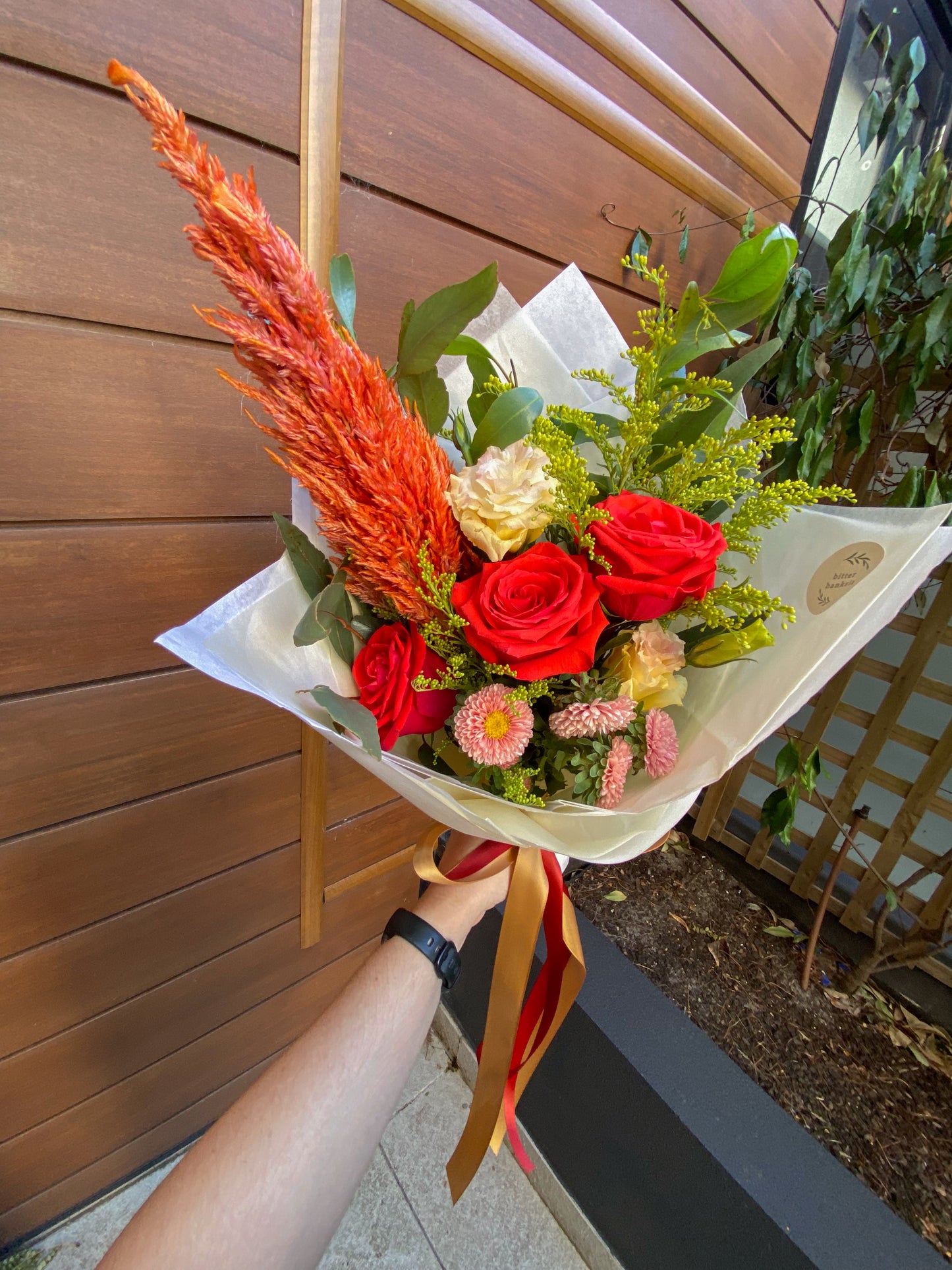 Florists choice arrangement - small