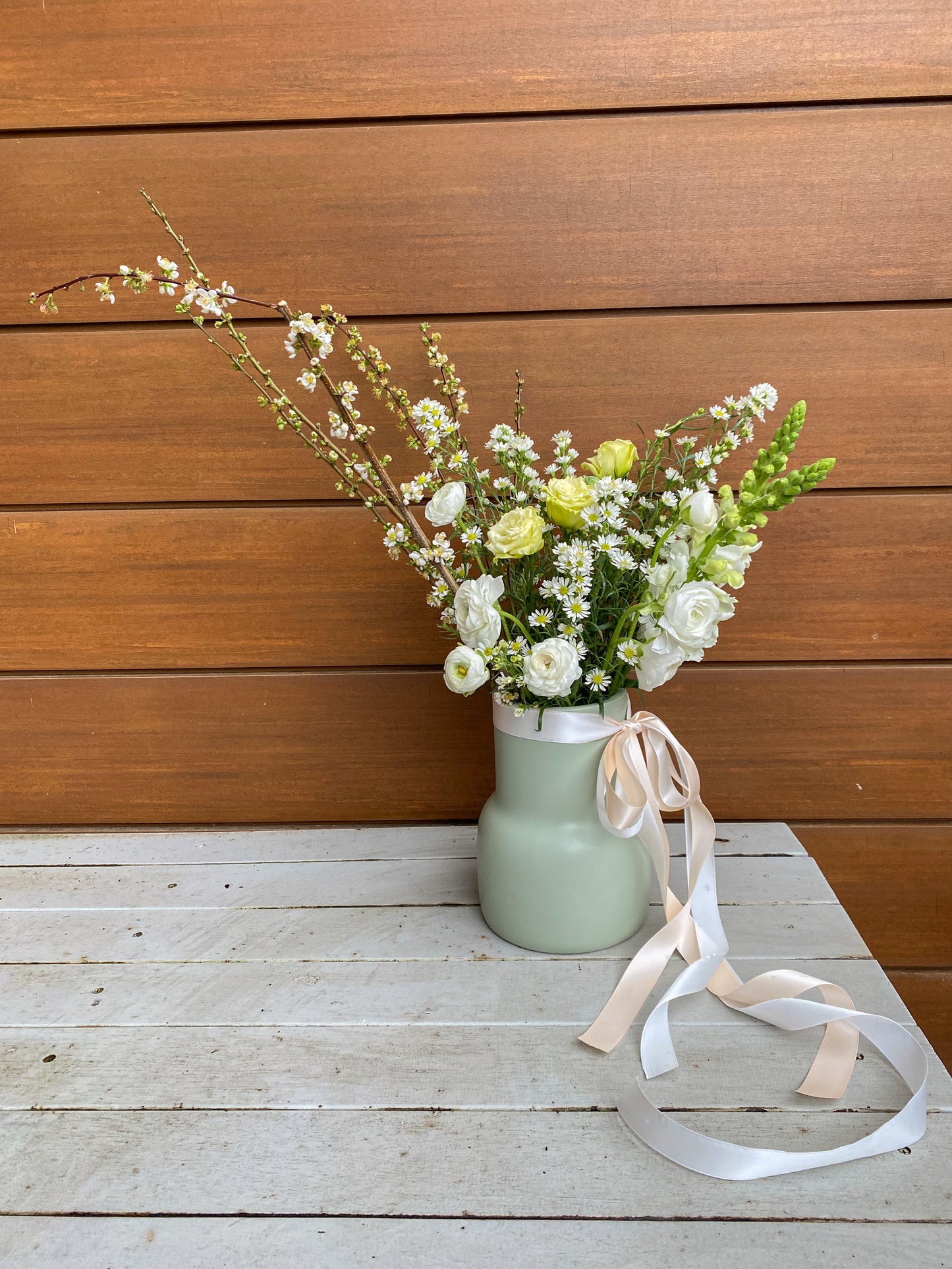 Florists choice arrangement - large