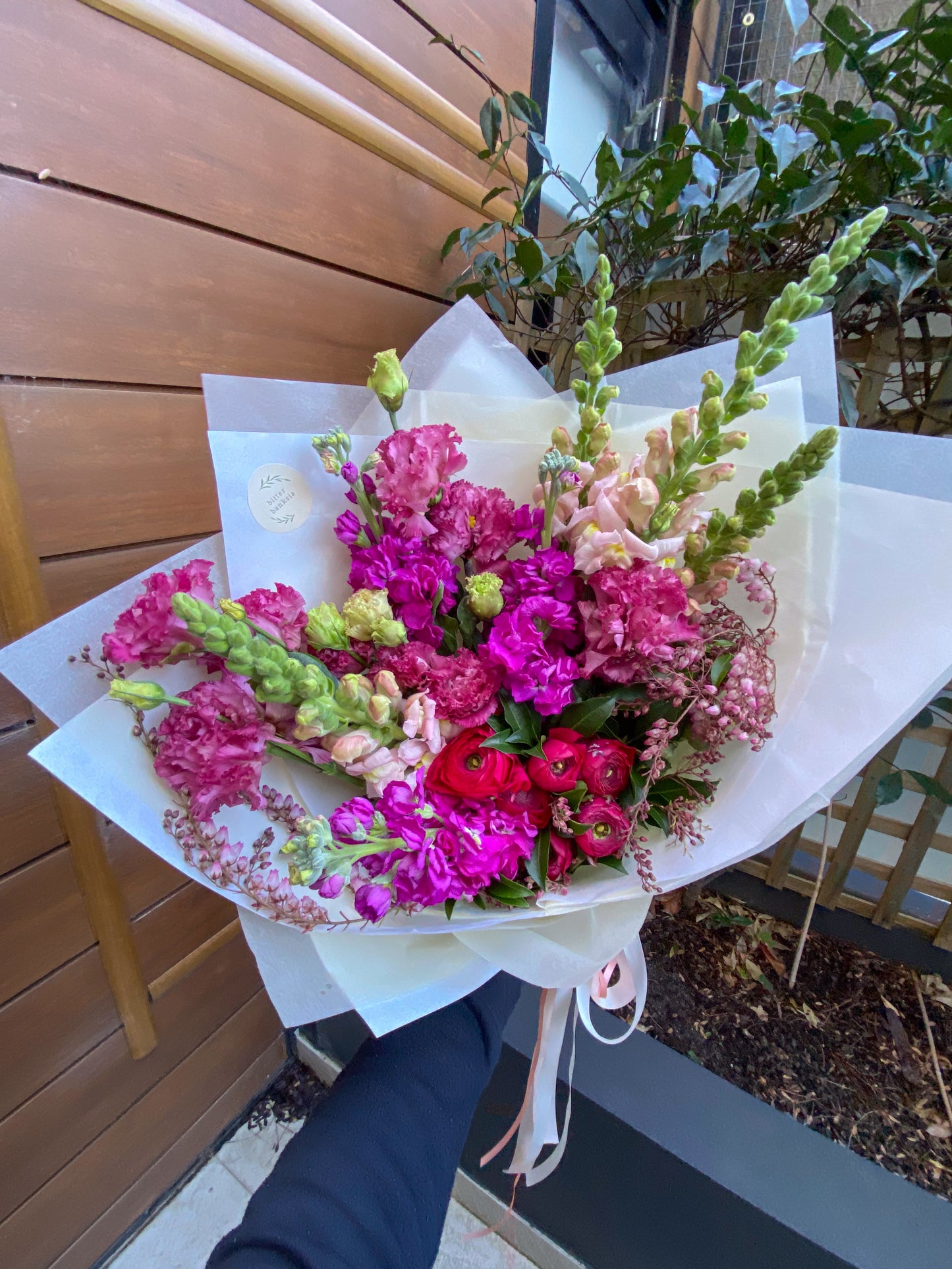 Florists choice arrangement - large