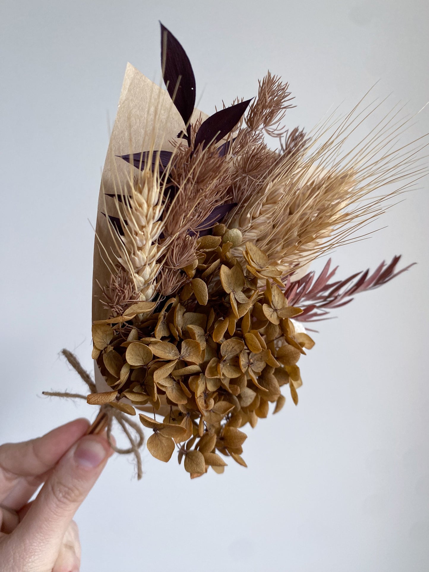 Dried mini posy - tans #2