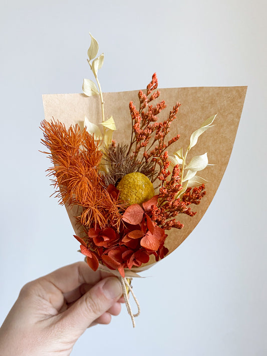 Dried mini posy - autumnal #2