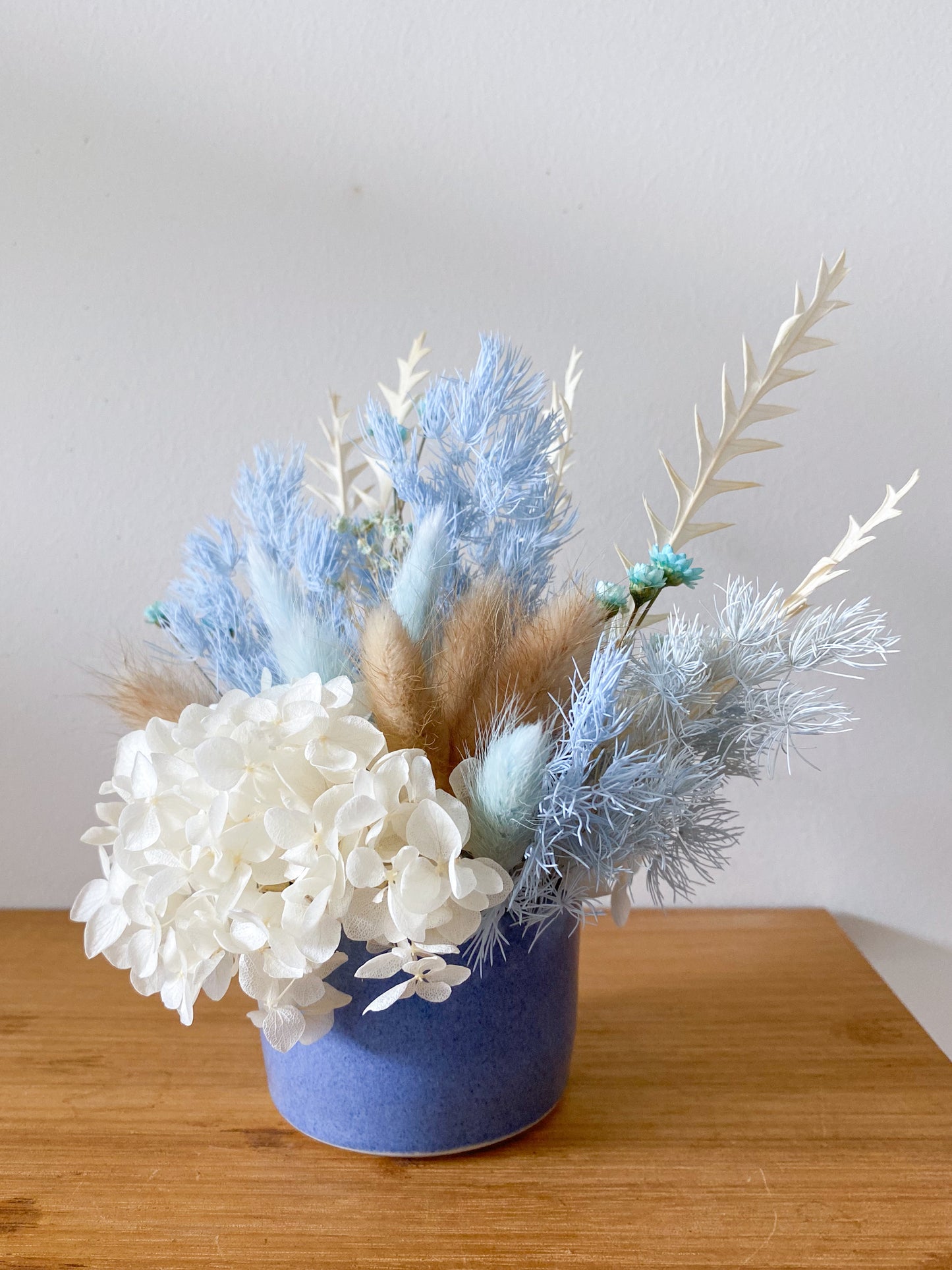 Blue everlasting pot - small