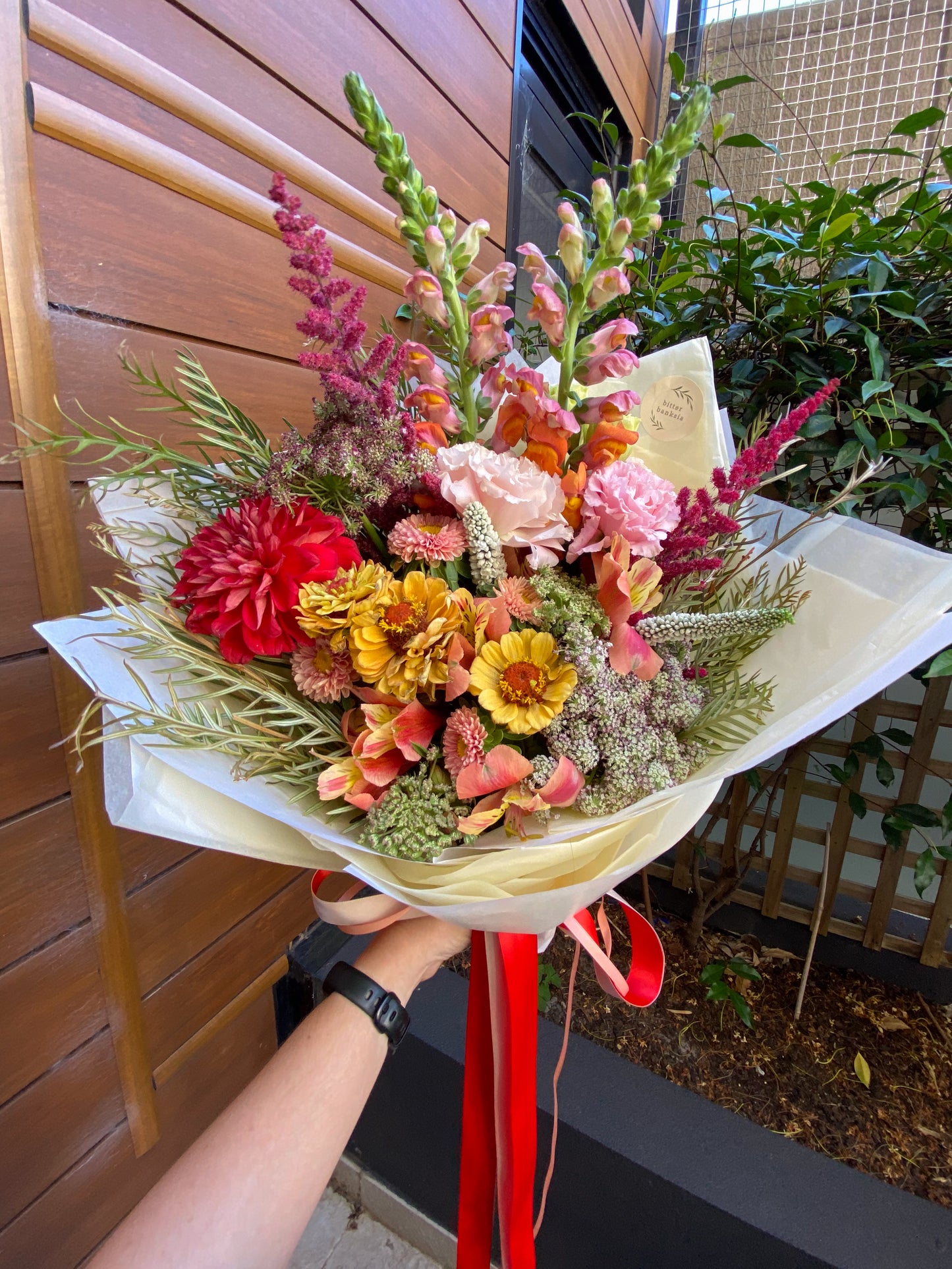 MOTHER'S DAY: Florists choice bouquet/vase - small