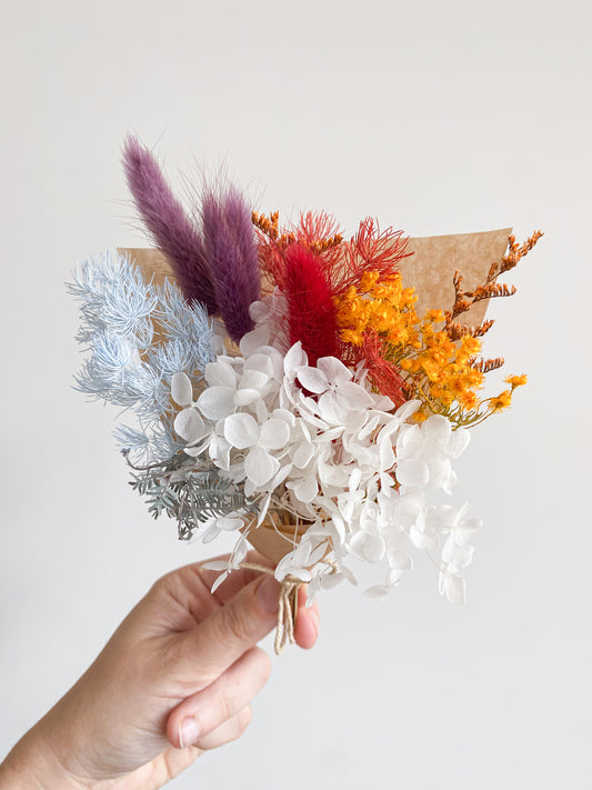 Dried mini posy - florists choice (Amy's favourite)