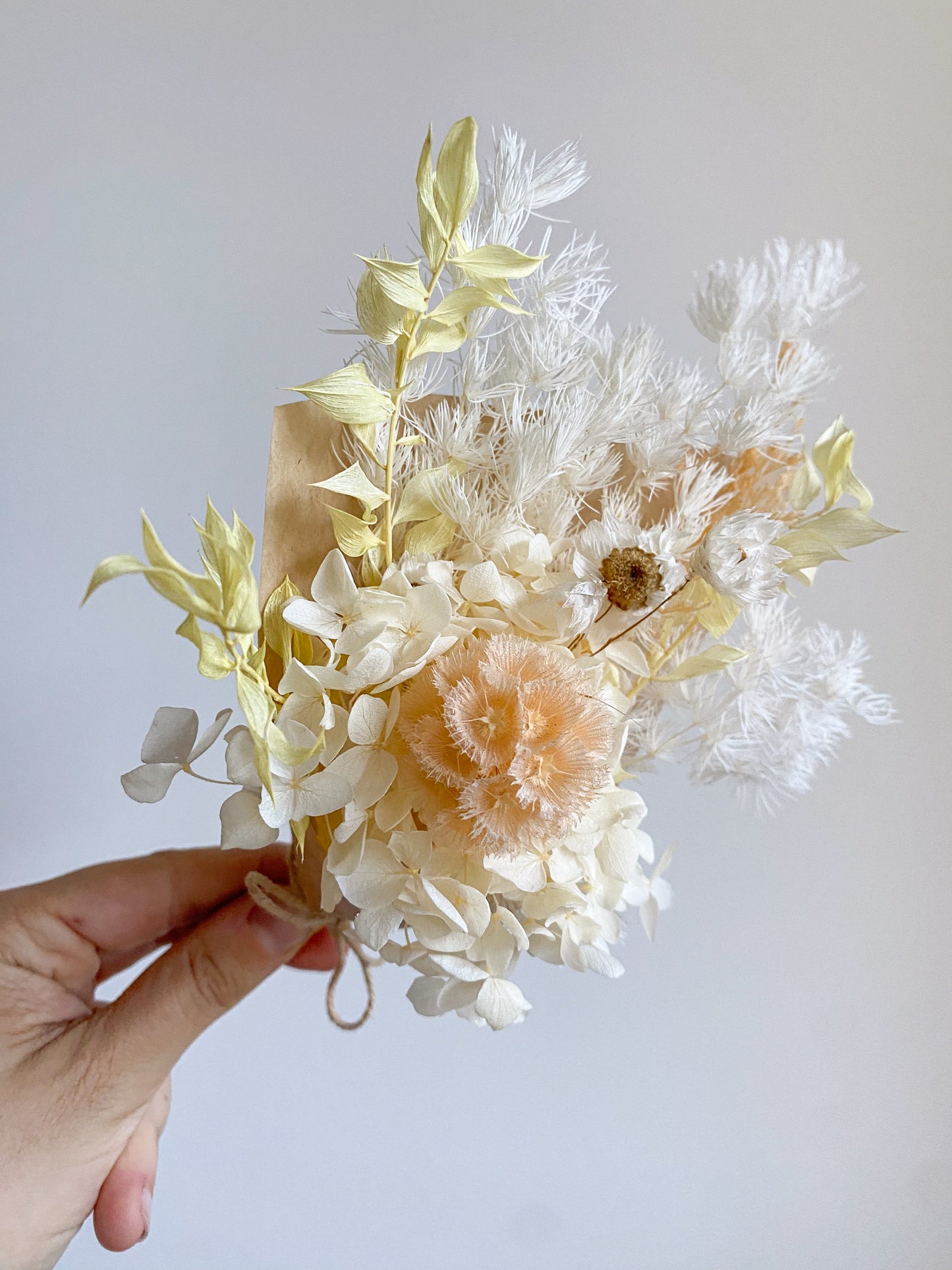 Dried mini posy - yellow
