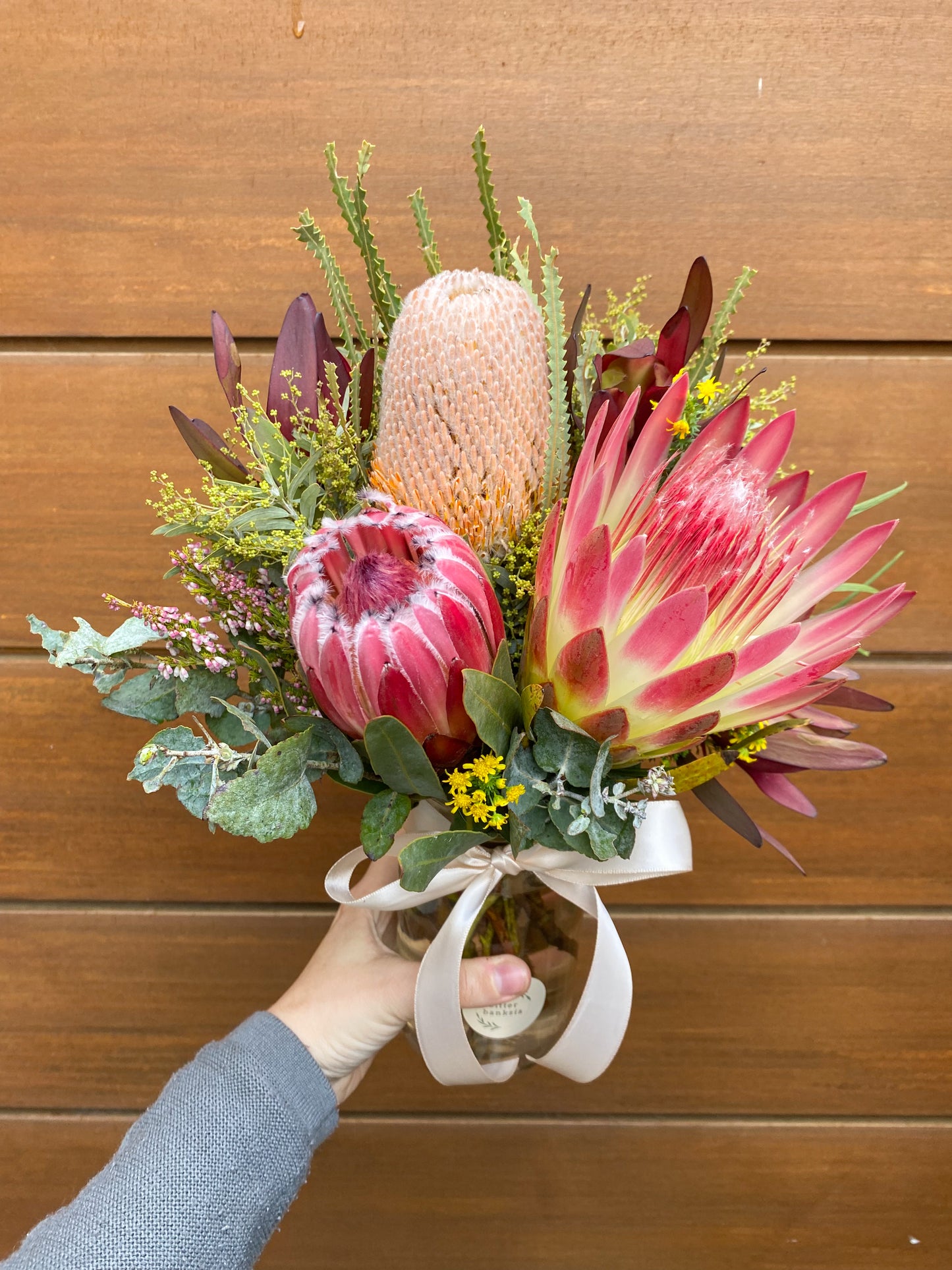 Florist's choice posy jar