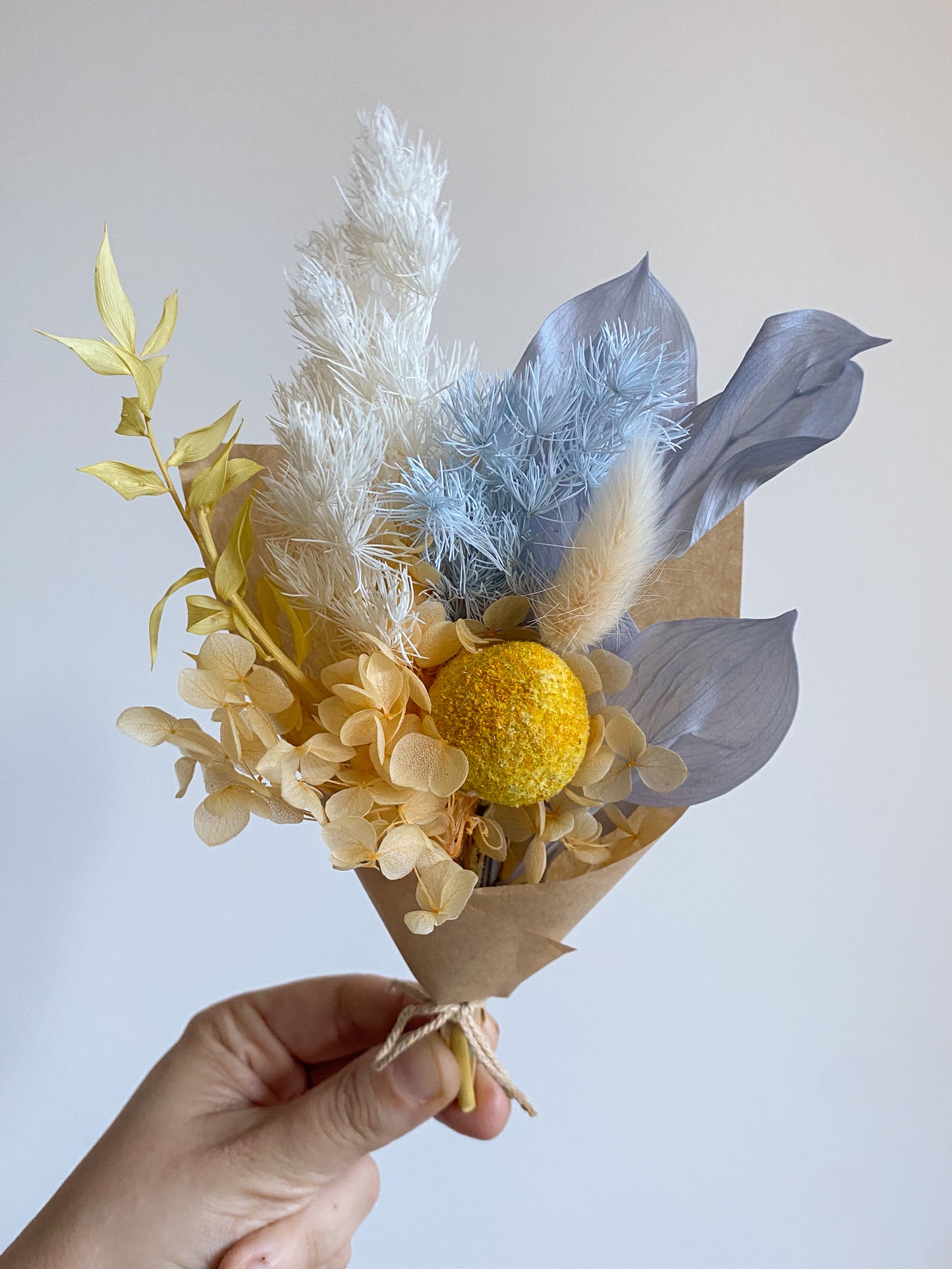Dried mini posy - baby boy