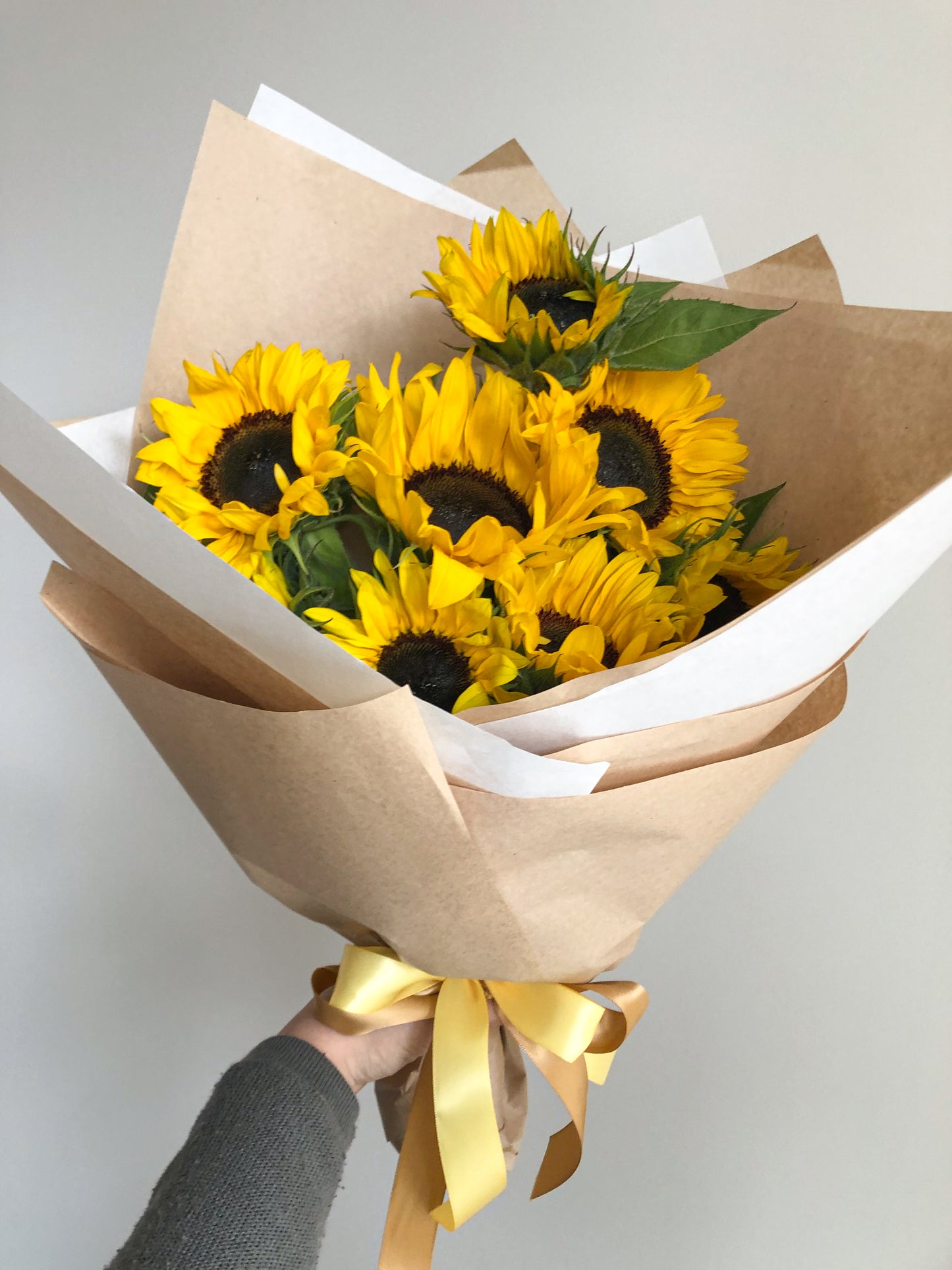 Send sunflowers - two sizes