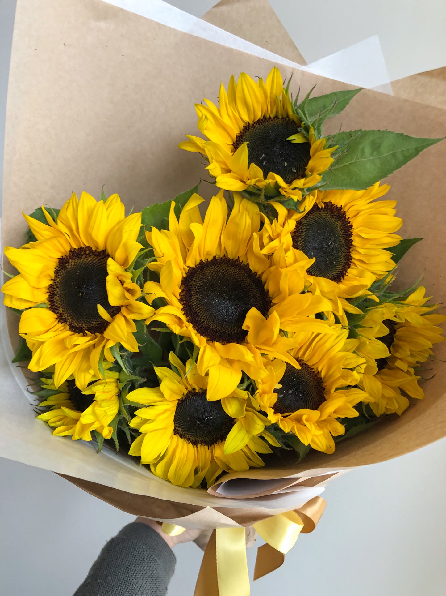 Send sunflowers - two sizes